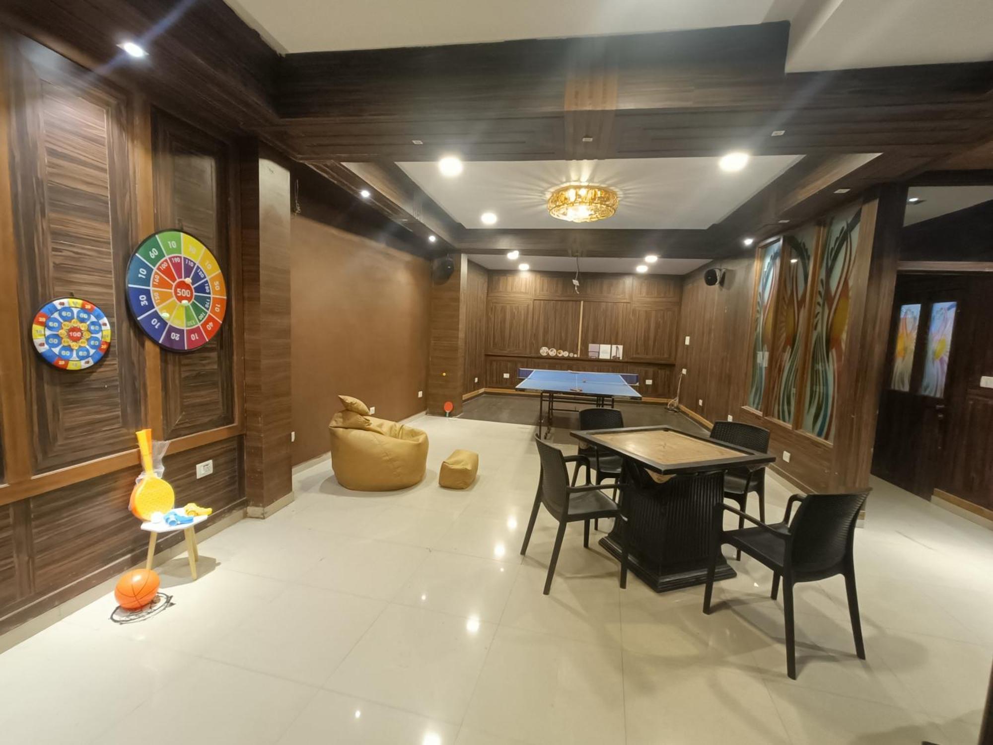 普拉塔普传统酒店 马哈巴莱斯赫瓦尔 外观 照片